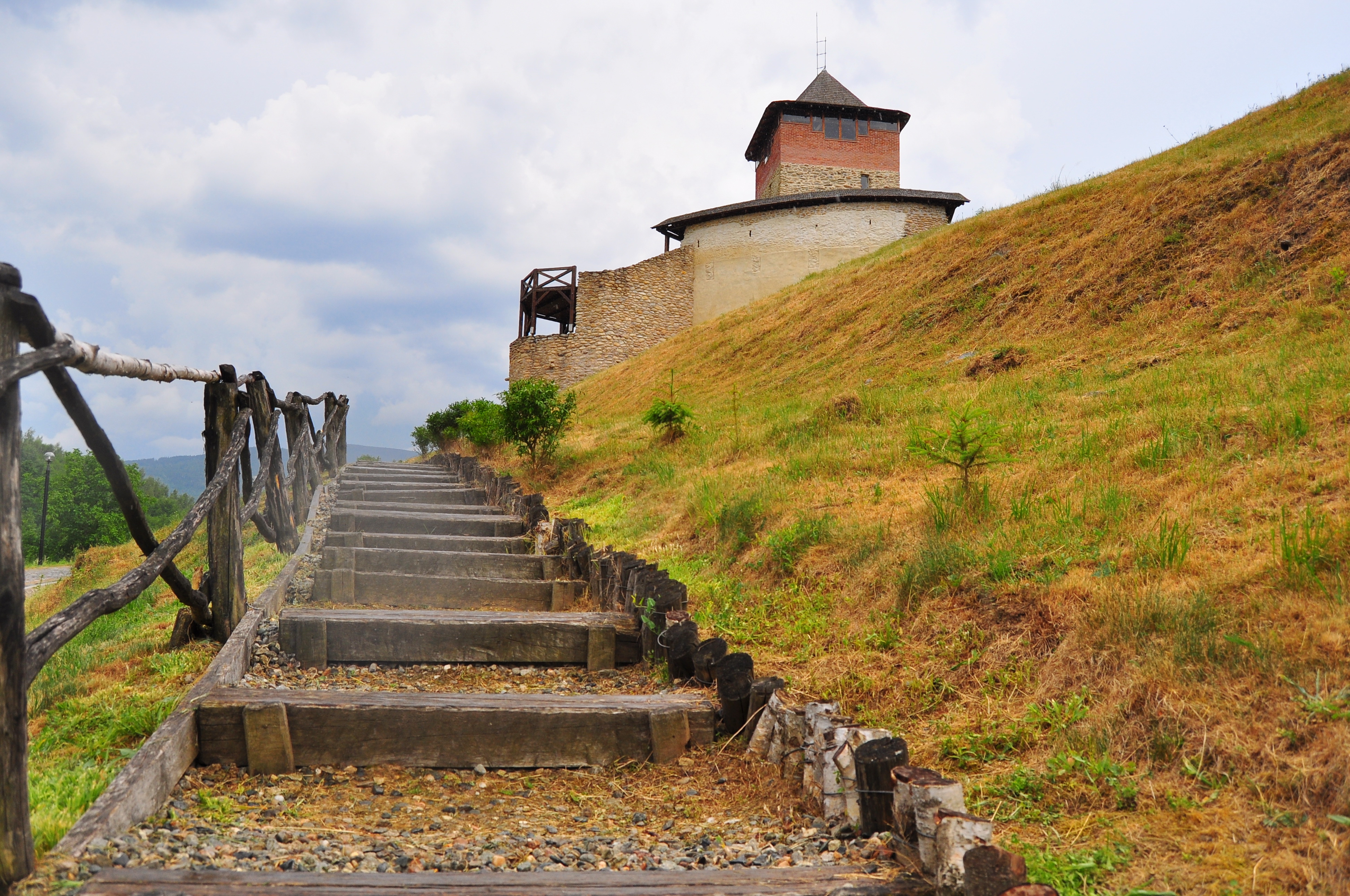 Cetatea Mălăieşti - judeţul Hunedoara